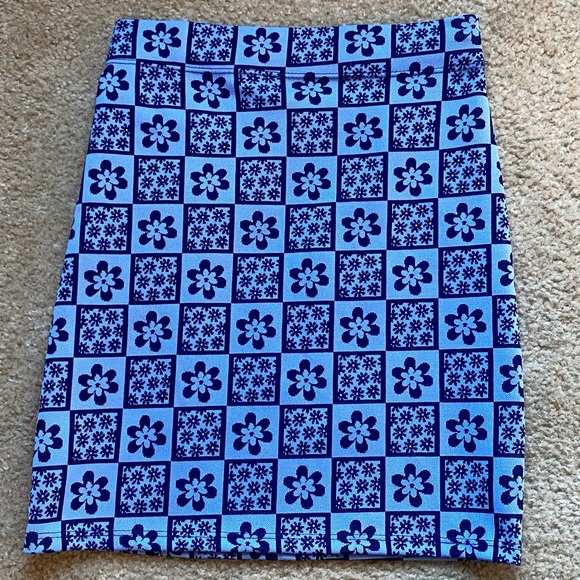 Rainbow - blue flower mini skirt - Picture 1 of 5